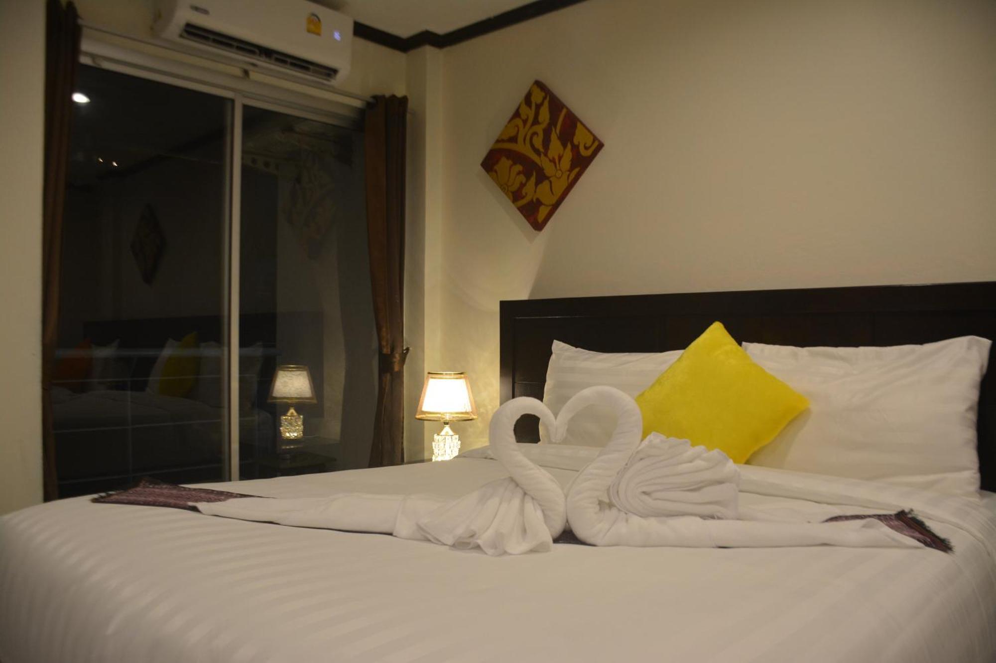 Patong Moon Inn Residence Екстер'єр фото